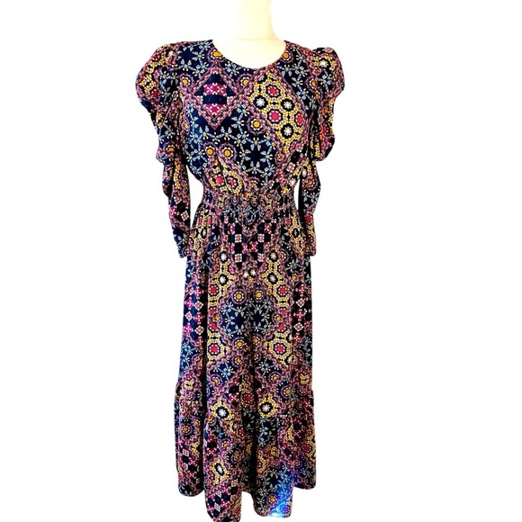 Wayf Dresses & Skirts - Wayf Womens Puff Sleeve Floral Maxi Open Back Dress Medallion Black Size M